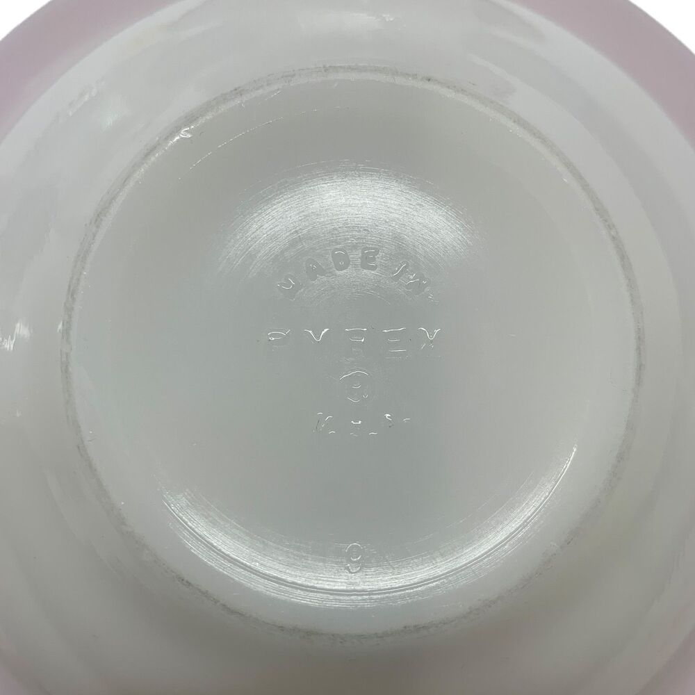 Vintage Pyrex Flamingo Pink Rim Milk Glass Bowls Set of 4 White Retro Kitchen - Picture 9 of 11
